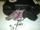 Charter Arms The Pink Lady - 5 of 6