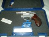 Smith & Wesson M642 - 1 of 6