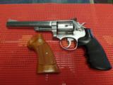 Smith & Wesson .357 Combat Magnum - 4 of 8