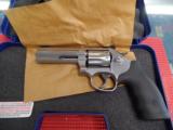 Smith & Wesson 617-6
- 1 of 8