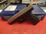 Smith & Wesson SW9VE - 4 of 5