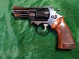 Smith & Wesson Mod. 27-2 357mag. rare 3 1/2 - 1 of 4