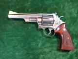 Smith & Wesson Model 29-2
44 Mag. 6 - 1 of 5