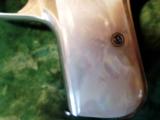 Colt 1908 Mod. 380 Cal. Mfg. 1922, Original Nickel and Mother-of-peal grips - 3 of 9