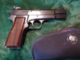 Browning Hi Power, 9mm C series, adj. sight 98% original blue. - 10 of 10