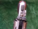 Smith and Wesson 686-4 Mod. 6" Bl. SS Like new - 5 of 9
