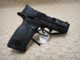 SMITH AND WESSON MP 22 COMPACT - 2 of 3
