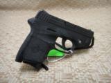 SMITH AND WESSON BODYGUARD
-- USED --
- 2 of 3