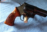 Smith & Wesson Model 29-3 Silhouette Revolver 44 Magnum - 8 of 8