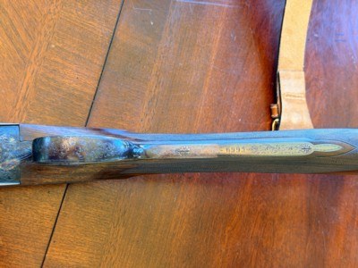 Beautiful light weight (6 lbs 1.3ozs) cased 20 ga Piotti7 Pin Holland and Holland style side lock with 28" barrels - Image 4 of 18