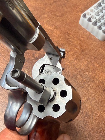 Six Shot Model 617 Smith and Wesson with a 6" barrel - Image 4 of 8