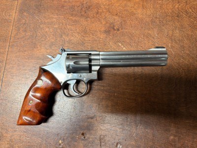 Six Shot Model 617 Smith and Wesson with a 6" barrel - Image 8 of 8
