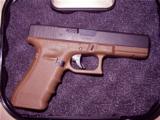 Glock 22 Gen4 FDE with Extras - 2 of 3