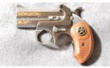 Bond
Arms Texas Ranger Derringer .45 LC / .410 - 2 of 4
