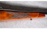 Weatherby Mark V .300 Wby. Mag. - 5 of 8