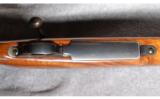 Weatherby Mark V .300 Wby. Mag. - 4 of 8