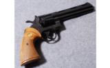 COLT PYTHON, 6
