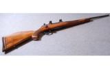 WEATHERBY MARK V, .270WBY Mag - 1 of 9