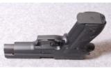 Sig Sauer ~ P226 ~ 9 mm - 5 of 6