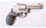 Smith & Wesson ~ 686 ~ .357 Magnum - 1 of 2
