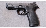 Smith & Wesson ~ M&P 40 ~ .40 S&W - 2 of 2
