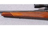Weatherby ~ Mark V ~ .30-06 - 9 of 10