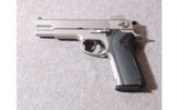 Smith & Wesson ~ 4506 ~ .45 Auto - 2 of 3