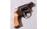 Smith & Wesson
Model 36
.38 SPL