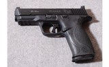 Smith & Wesson ~ M&P40 Pro Series ~ .40 S&W - 3 of 4