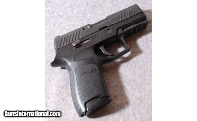 SIG-Sauer ~ P320 ~ .40 S&W