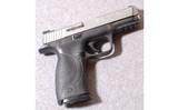 Smith & Wesson ~ M&P40 ~ .40 S&W - 1 of 2