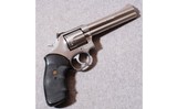 Smith & Wesson ~ 686-2 ~ .357 Magnum