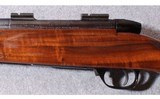 Weatherby ~ Mark V Varmint Master ~ .22-250 Remington - 8 of 11