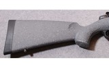 Weatherby ~ Mark V ~ .300 Weatherby Magnum - 2 of 10
