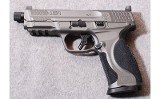Smith & Wesson ~ Metal Frame M&P9 2.0 ~ 9MM - 1 of 1