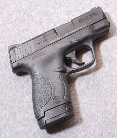Smith & Wesson ~ M&P9 Shield ~ 9MM