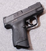 Smith & Wesson ~ M&P9 Shield ~ 9MM