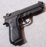 Beretta ~ 90Two ~ .40 S&W - 1 of 2