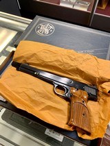 Smith & Wesson Mdl. 41 - 22LR - 7-3/8