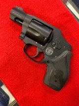 Smith & Wesson M&P340 - 357 Airweight - Laser - 2 of 5