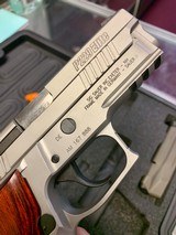 SIG SAUER P229 ELITE STAINLESS 9MM - 95% - 2 of 7