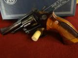 Smith and Wesson Model 19-4 357 mag - 3 of 4
