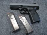 Smith & Wesson SW40VE .40 S&W Semi Auto Pistol - 1 of 7