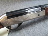 BENELLI Legacy 12 gauge Semi Auto Shotgun - 13 of 15