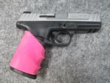 SMITH & WESSON SD40 40 S&W Pistol - 6 of 13