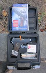 SIG SAUER 1911 Ultra Compact 45 ACP Semi Auto Handgun NEW - 1 of 8