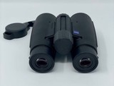 ZEISS Conquest 8x30T* Binoculars - 3 of 4