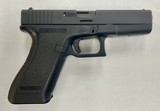 GLOCK 17 Gen 2 9mm Striker Fired Pistol w/Box - 1 of 4