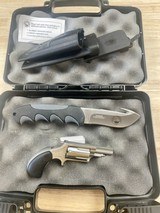 NORTH AMERICAN ARMS Tucker II 2nd Version Talo .22 Magnum Single Action Revolver w/CRKT Gut Hook knife & holster - 1 of 4