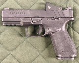 SPRINGFIELD ARMORY Echelon 4.0C 9mm Crimson Trace Optic/ Gear Pack - 2 of 2